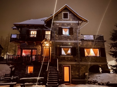 VILLA LORA
